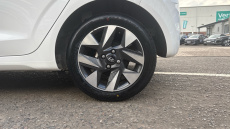 Hyundai i10 1.0 Advance 5dr Petrol Hatchback